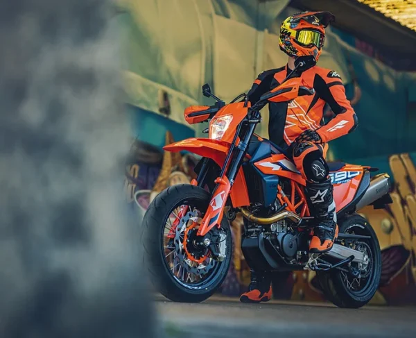 KTM 690 SMC R