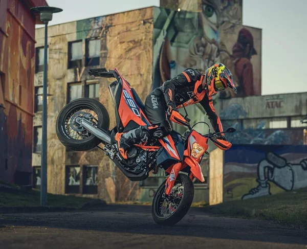 KTM 690 SMC R